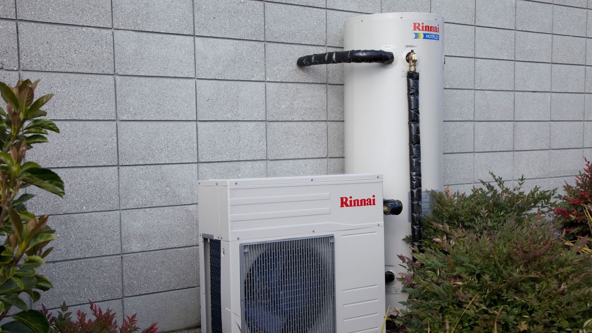 Heat pump hot water system